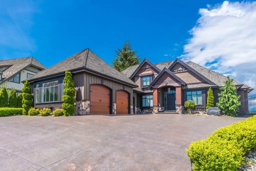 Why Bungalows are so famous? Why Bungalows are so famous?