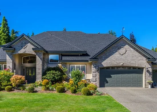 What Are the Pros and Cons of Living in a Bungalow? What Are the Pros and Cons of Living in a Bungalow?
